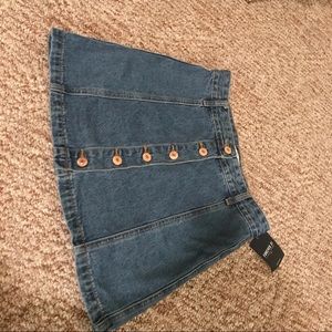 jean skirt new with tags size 25 in f21 sizing